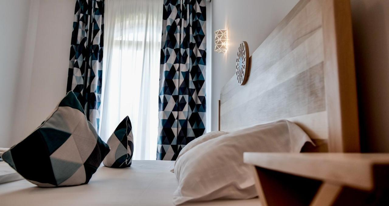 Conacul Olarilor Bed & Breakfast Baia de Fier Dış mekan fotoğraf